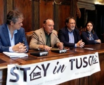 Al centro: Roberto Garrafa, presidente di Stay in Tuscia