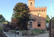 Demolizione Castel Firenze. Fare Verde chiede spiegazioni