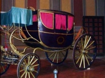 La carrozza della sala della Madonna di Palazzo dei Priori resta a Viterbo